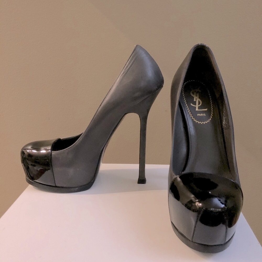 Yves Saint Laurent  high heel pumps
